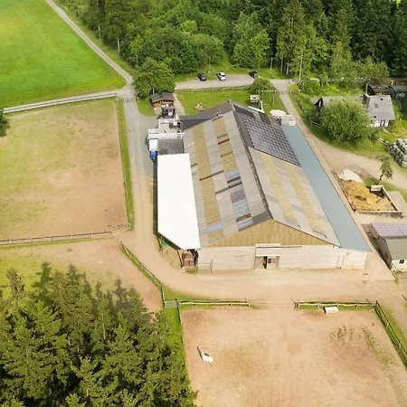 - Tannenhof Riding And Semesterbostad Hillershausen
